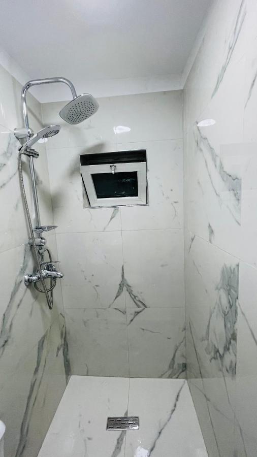 Hotel Drinos Тирана Экстерьер фото