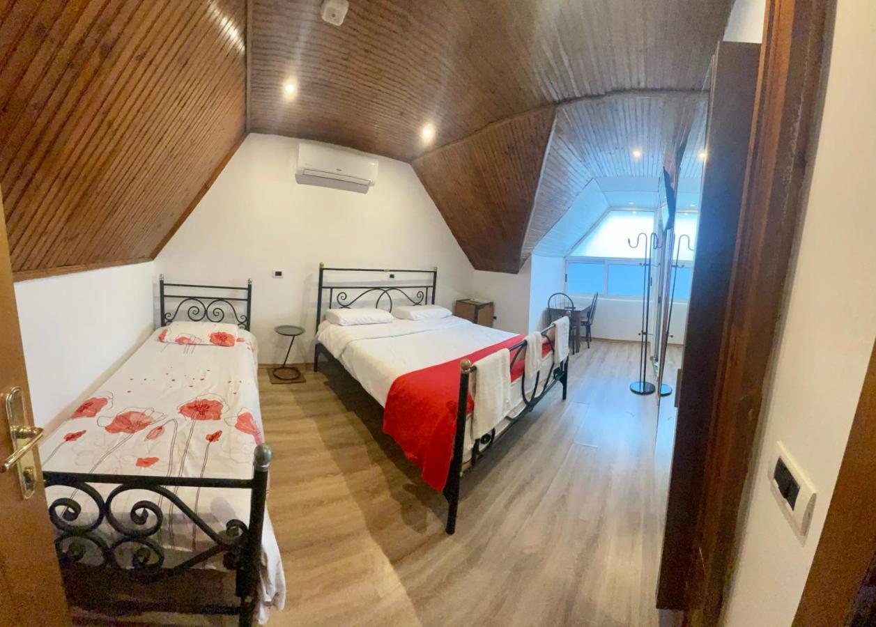 Hotel Drinos Тирана Экстерьер фото