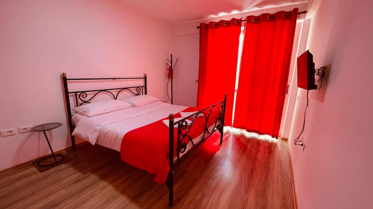 Hotel Drinos Тирана Экстерьер фото
