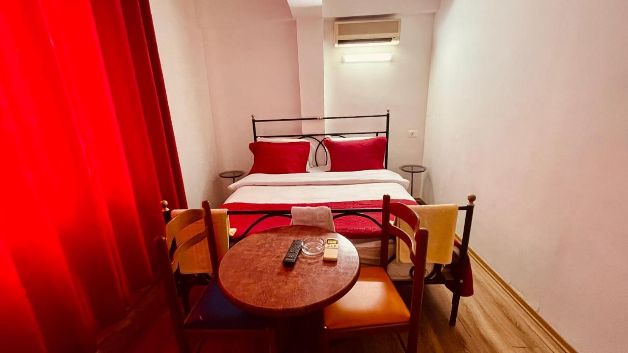 Hotel Drinos Тирана Экстерьер фото