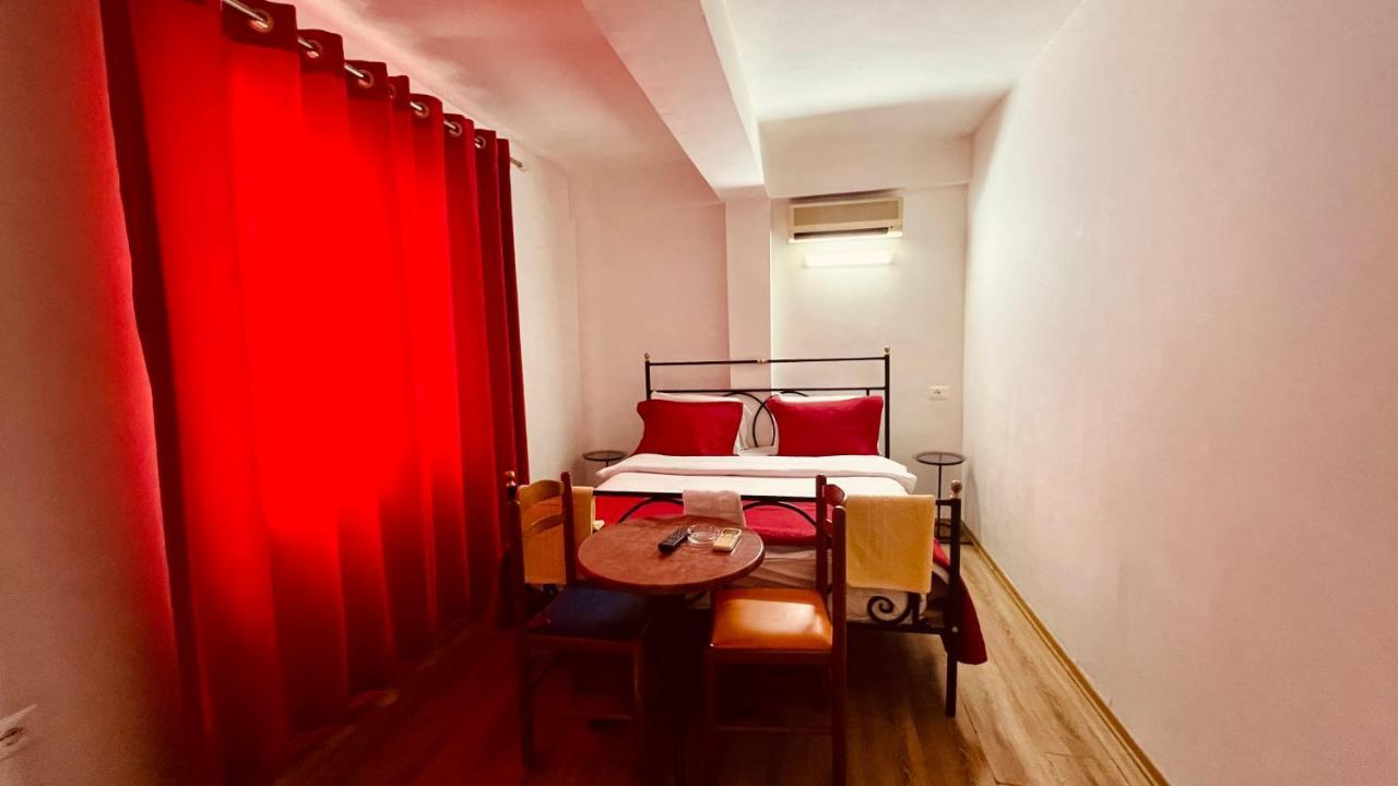 Hotel Drinos Тирана Экстерьер фото